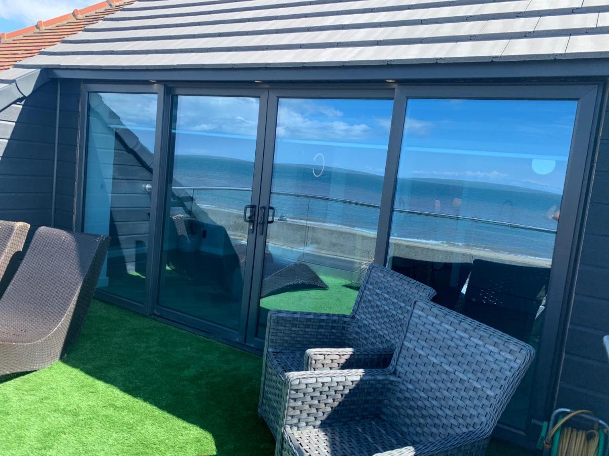 Beach View Apartment With Balcony And Sea View - Pet Friendly 클레베리 외부 사진