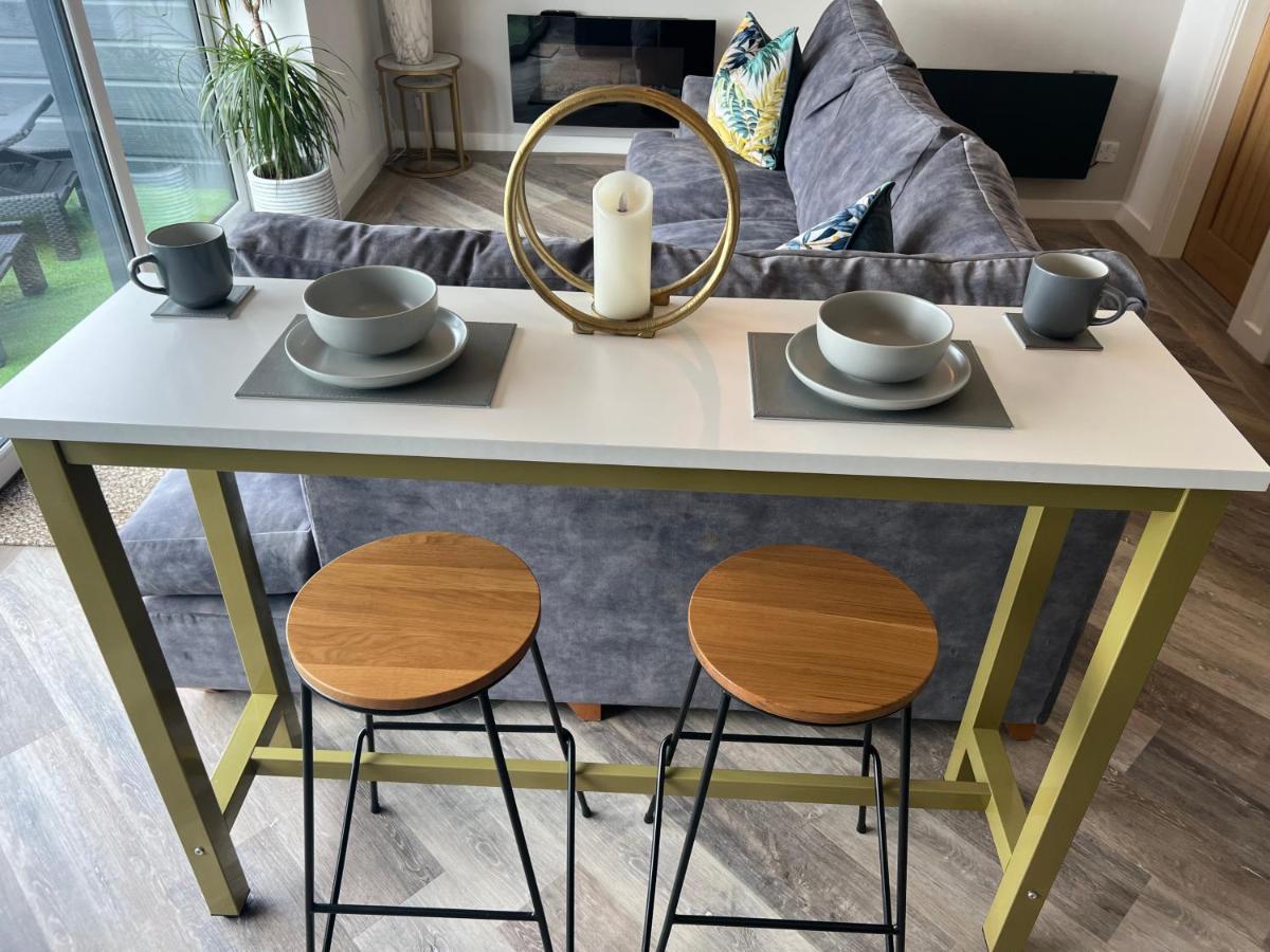 Beach View Apartment With Balcony And Sea View - Pet Friendly 클레베리 외부 사진